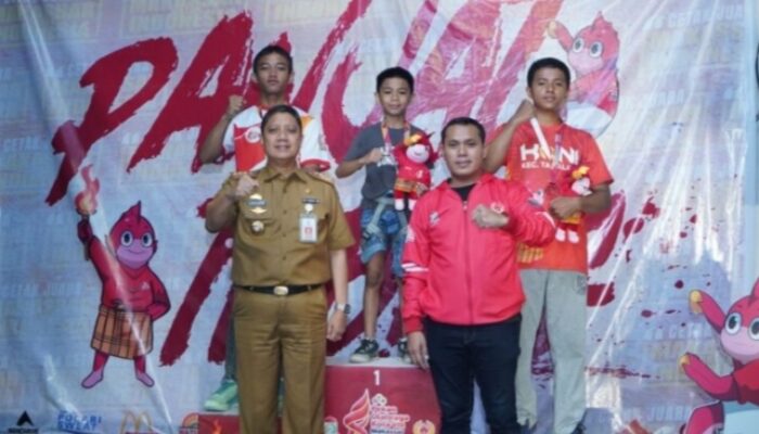 Hari ini selasa, 24 Oktober semua kegiatan di pusatkan di anjungan pantai losari