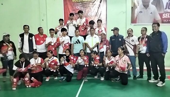 Kecamatan Tamalate Juara Bulutangkis Porkot Makassar 2023