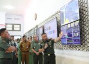 PJ Sekda Dampingi Pangdam XIV Hasanuddin Lakukan Kunjungan Kerja di War Room Kodim 1408/Makassar
