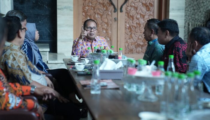 Pemkot Makassar dan Tiga Kampus Besar di Sulsel Persiapkan Kerja Sama Kelurahan Cinta Statistik