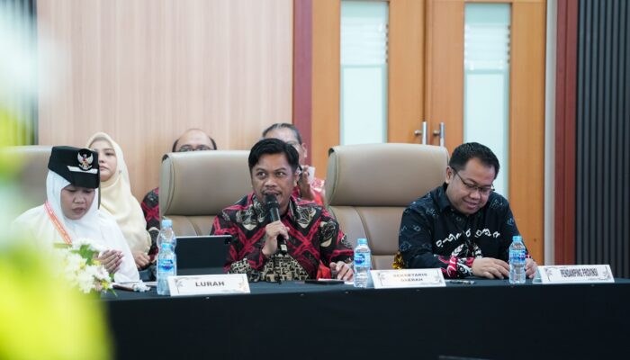 Pj Sekda Kota Makassar Hadiri Langsung Pemaparan Calon Juara Lomba Desa dan Kelurahan Tingkat Nasional