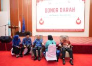 OJK Sulselbar Gelar Donor Darah dalam Rangka HUT ke-13 dan Hari Ibu