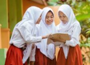Mendikdasmen Paparkan Program Prioritas 2025: Wajib Belajar 13 Tahun hingga AI di Sekolah
