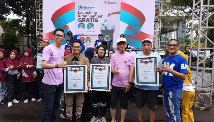 MaxOne Hotel & Resort Makassar Raih Penghargaan Hotel Terbaik Peringkat 1 dari Dinas Lingkungan Hidup Kota Makassar