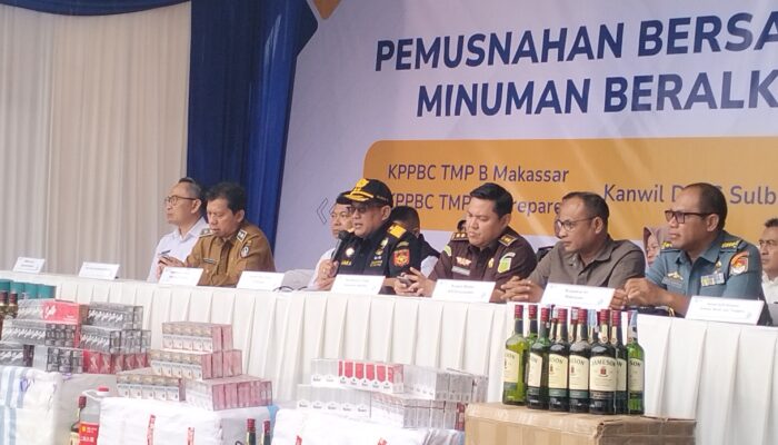 Bea Cukai Sulbagsel Catat Penerimaan Negara Rp597,44 Miliar, Capai 109,32% dari Target