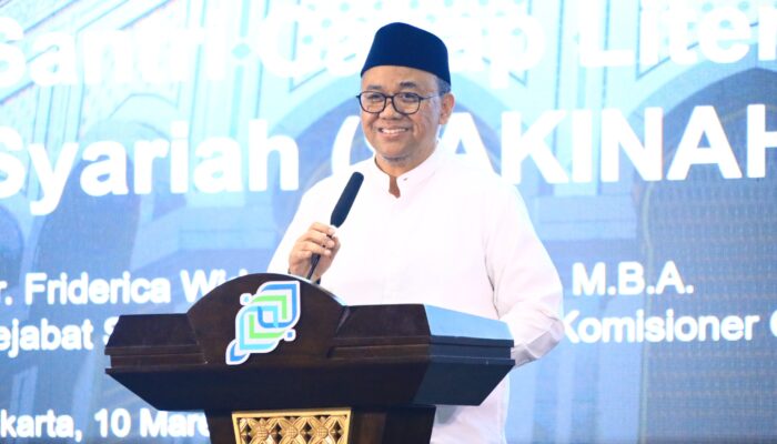 OJK Tingkatkan Literasi Keuangan Syariah untuk Santri
