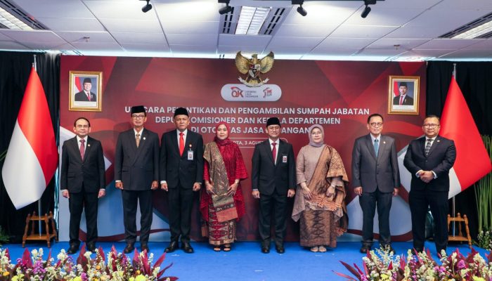 Perkuat Kinerja Organisasi, OJK Lantik Pejabat Baru