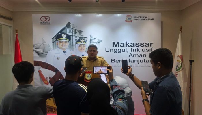Prihatin Kabut Asap di Makassar, Appi Instruksikan Dinas Bagi Masker Gratis ke Siswa dan Kelompok Rentan