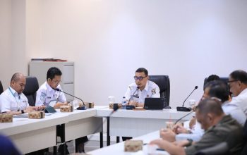 Sekda Pimpin Rapat Lintas Sektor, Pemkot Makassar Perkuat Penanganan Kabut Asap