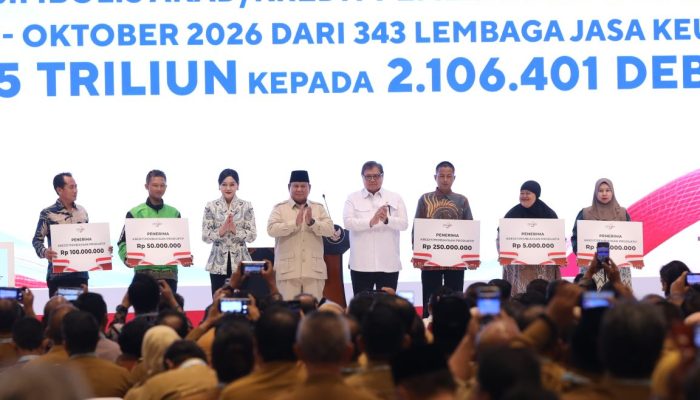 Presiden Prabowo Apresiasi Capaian TPAKD dalam Memperluas Akses Keuangan dan Meningkatkan Kesejahteraan Masyarakat, Presiden RI Prabowo Subianto Hadiri Rakornas TPAKD 2026